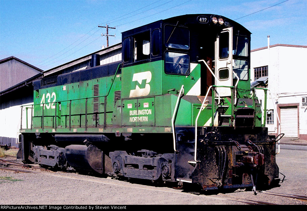 Burlington Northern SW1000 #432